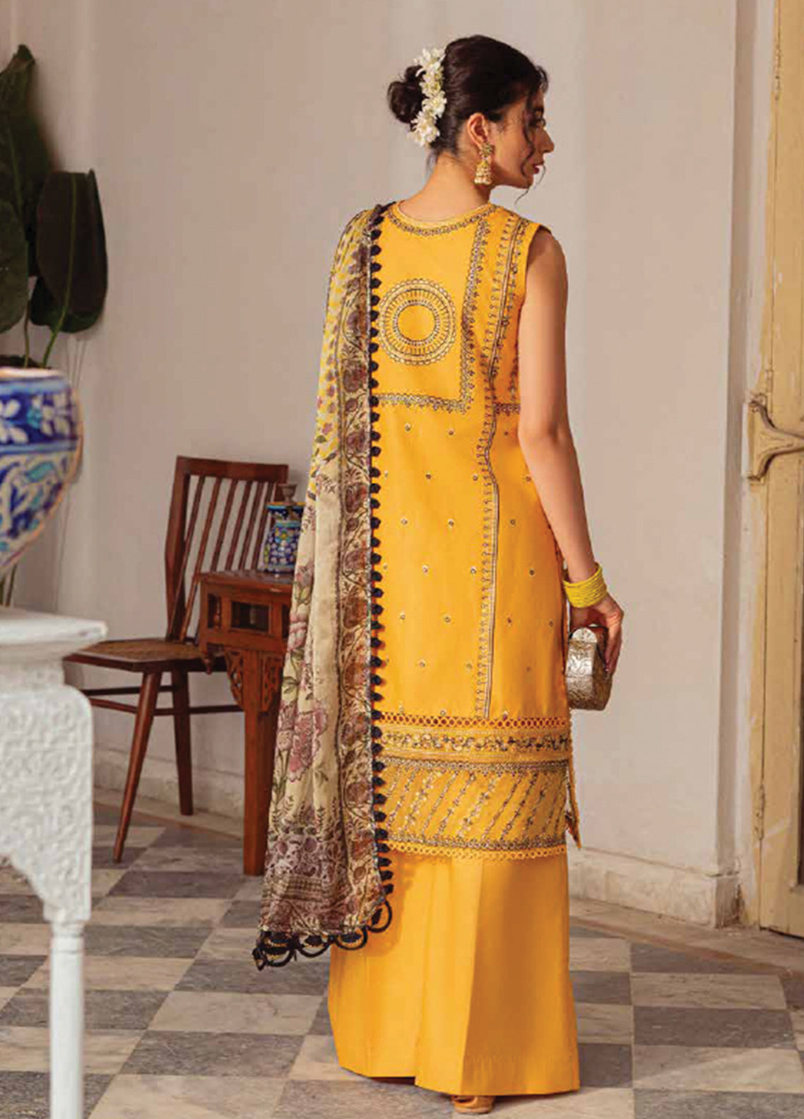 D#10B Zarqash Tresor Luxe Emb Lawn Collection 323