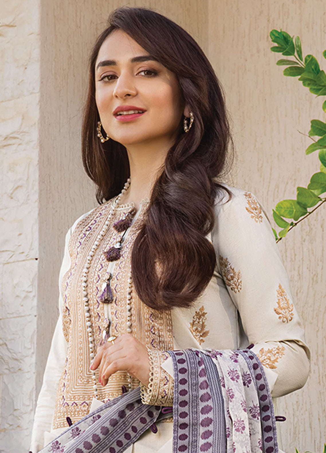 D#05 Asim Jofa Rania Emb Collection 223