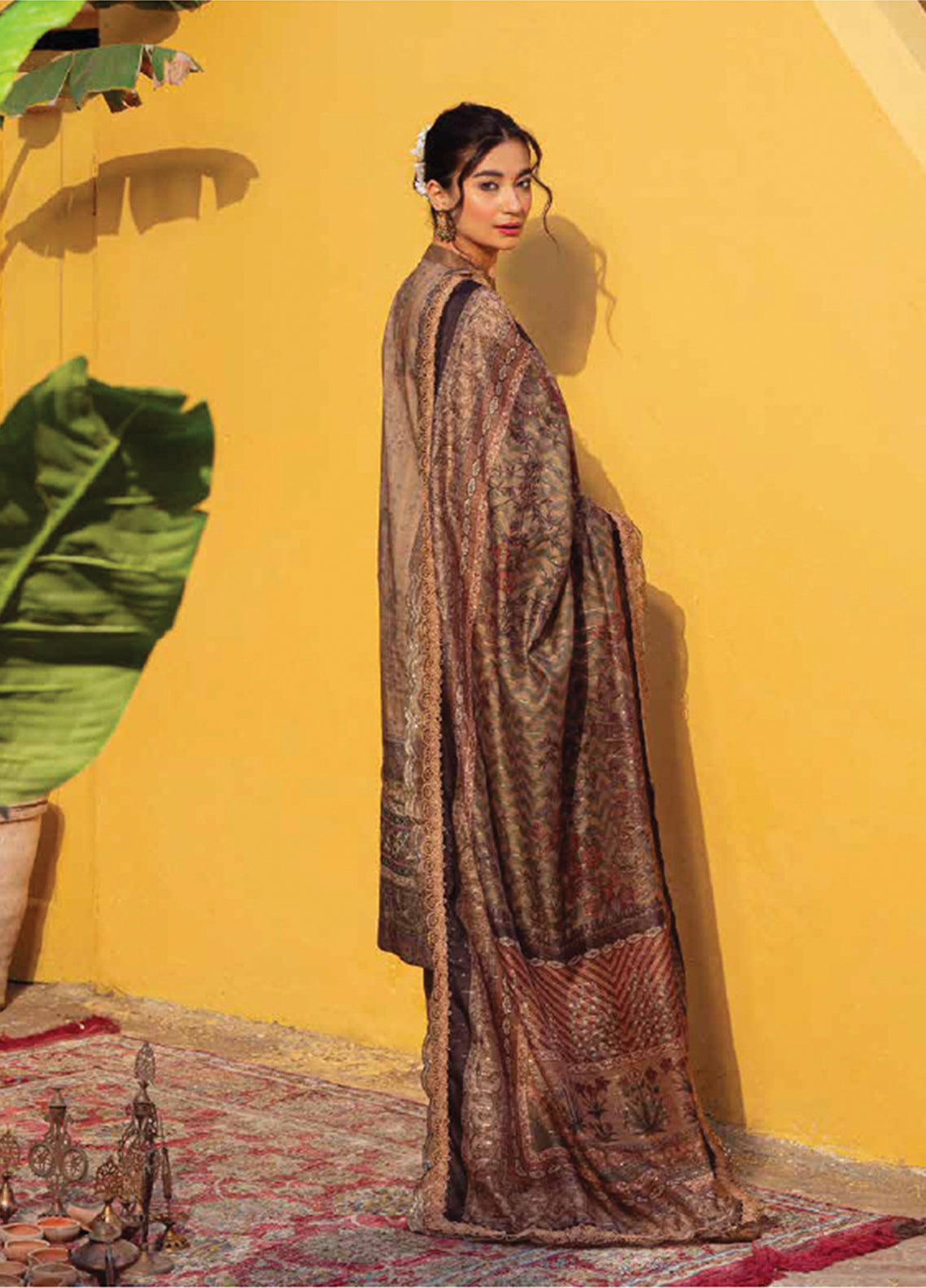D#3A Zarqash Tresor Luxe Emb Lawn Collection 323