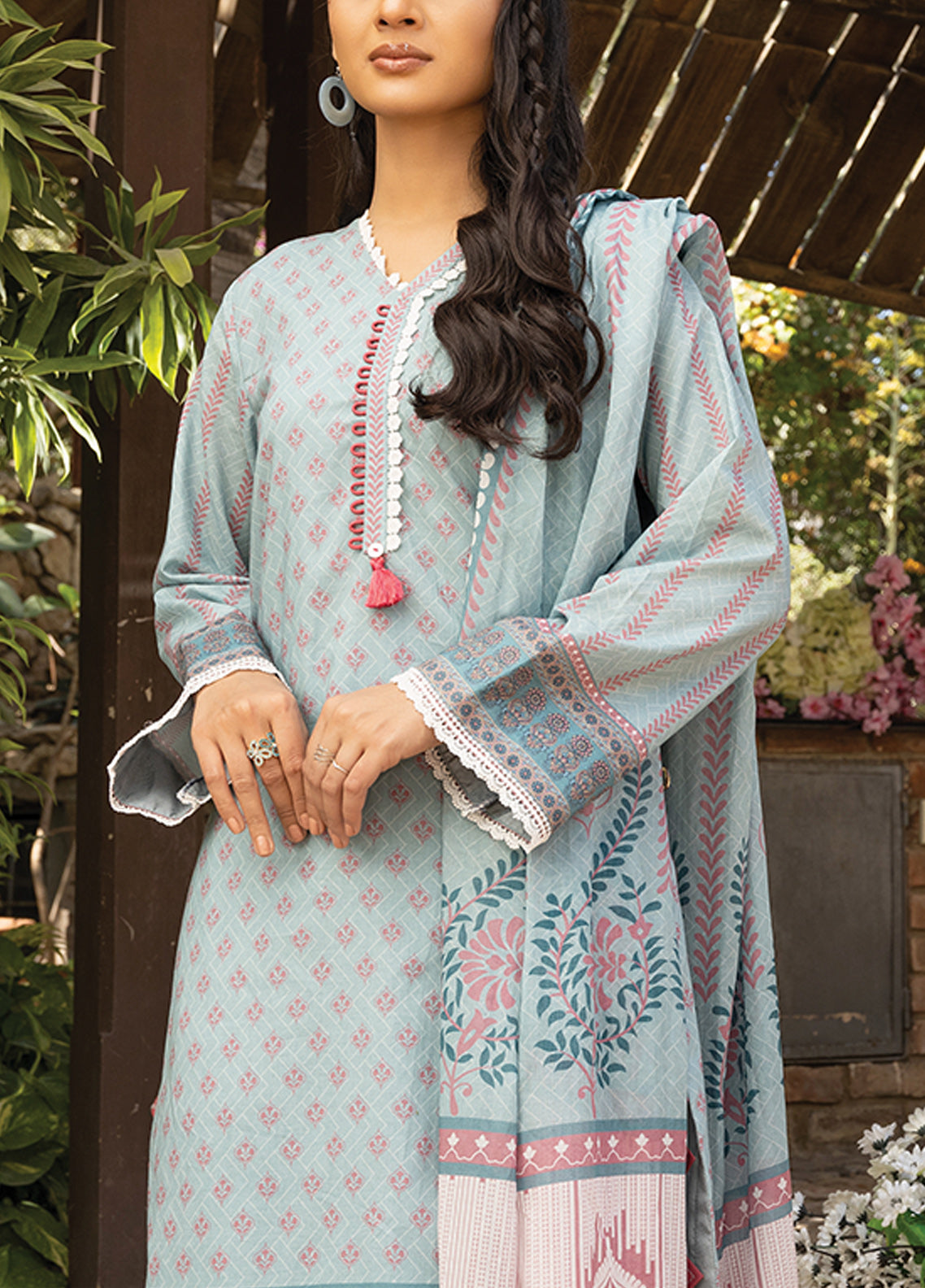 D#18 Salitex Aghaaz Digital Printed Lawn Collection 323 V-2