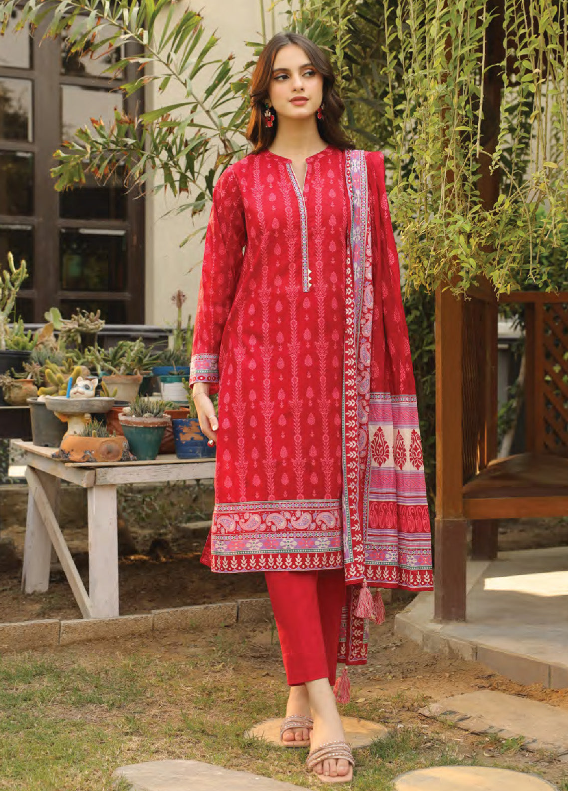 Komal Prints By Lakhany Printed Lawn Unstitched 3 Piece Suit - LSM24KP LG-IZ-0103-A