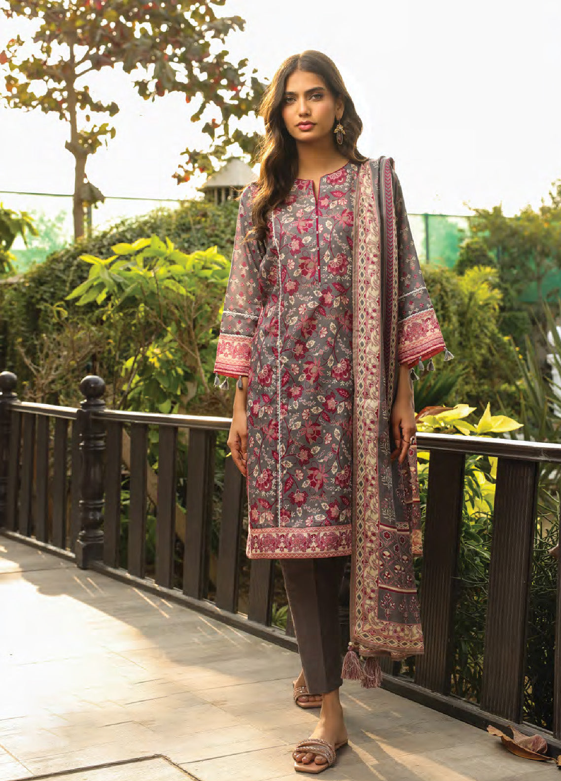 Komal Prints By Lakhany Printed Lawn Unstitched 3 Piece Suit - LSM24KP LG-RL-0033-A