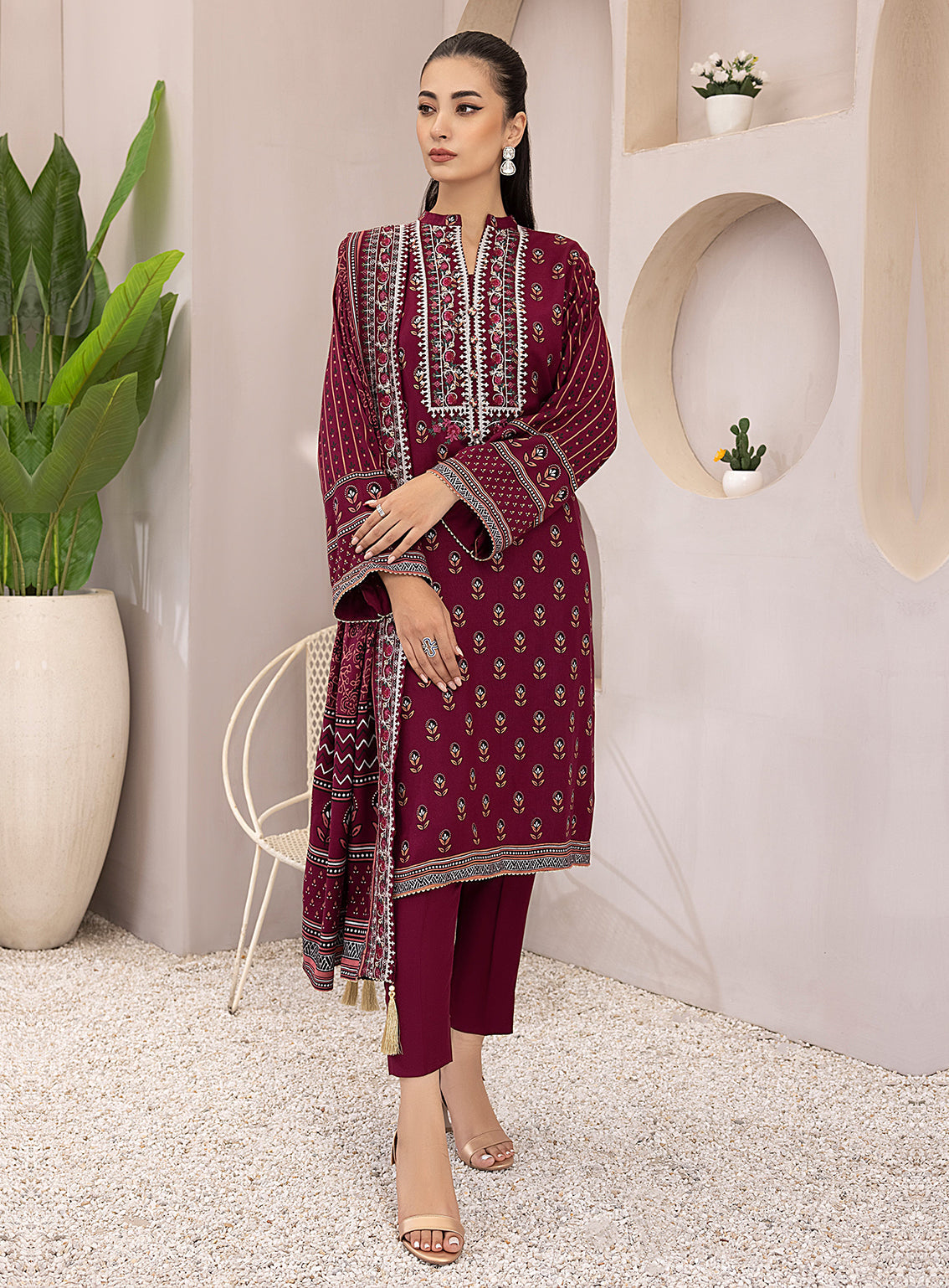 LSM Lakhany Pashmina Embroidered Unstitched 3 Piece Suit - 154