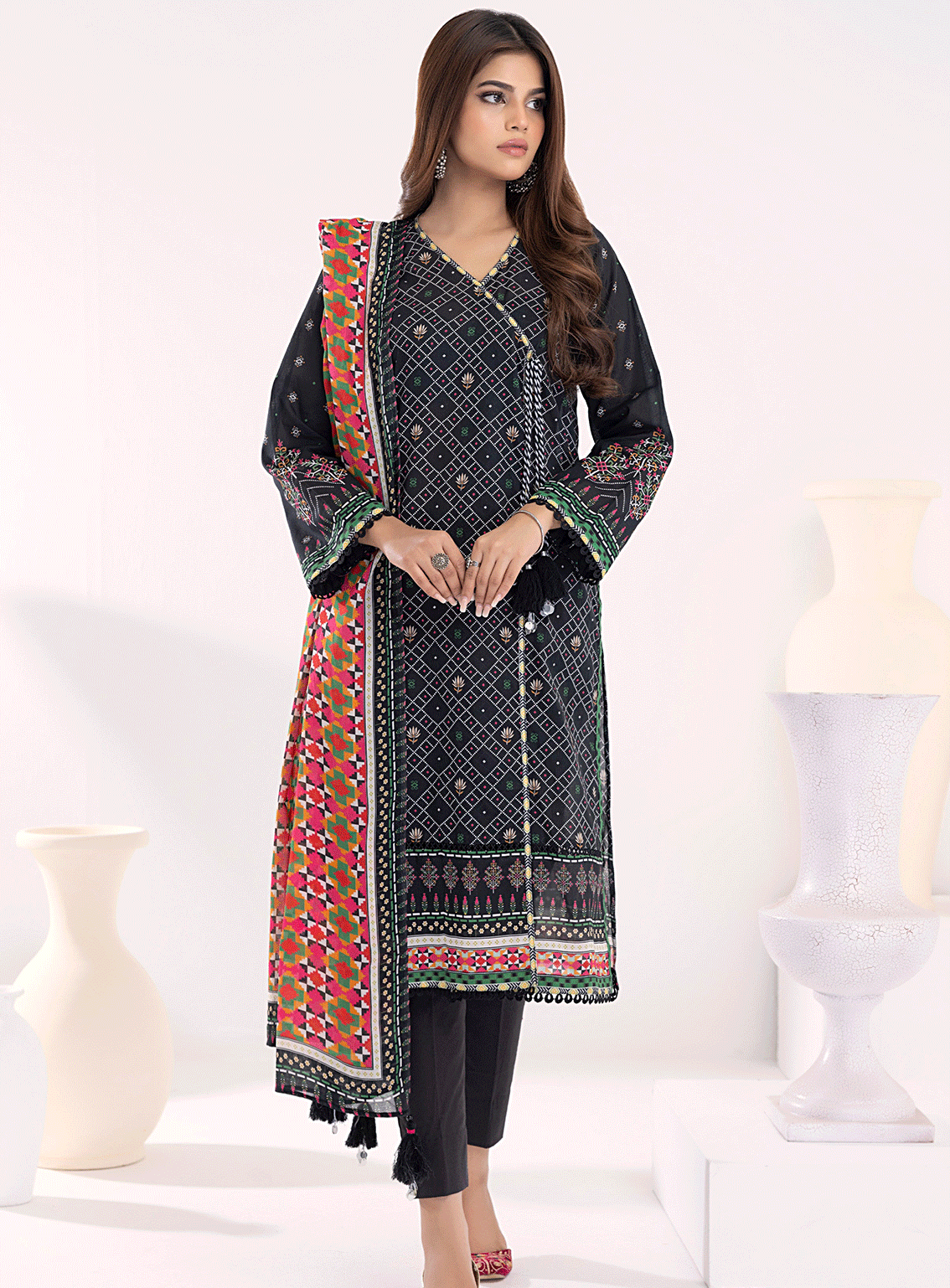 Lakhany By LSM Printed Lawn Stitched 3 Piece Suit - LG-SK-0075