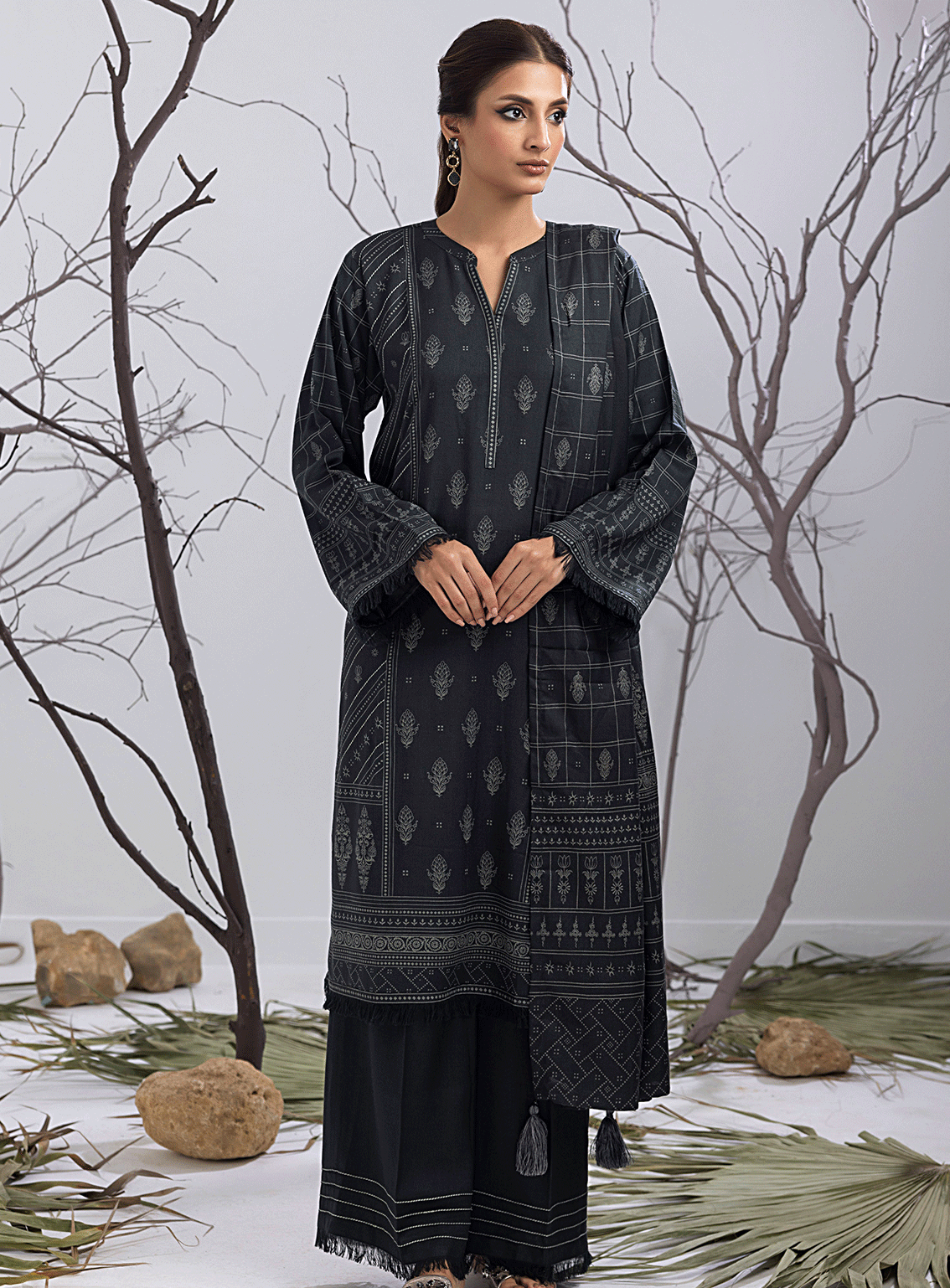 Lakhany Printed Cashmi Vool Unstitched 3 Piece Suit - LSM23CV LG-AM-0053-A