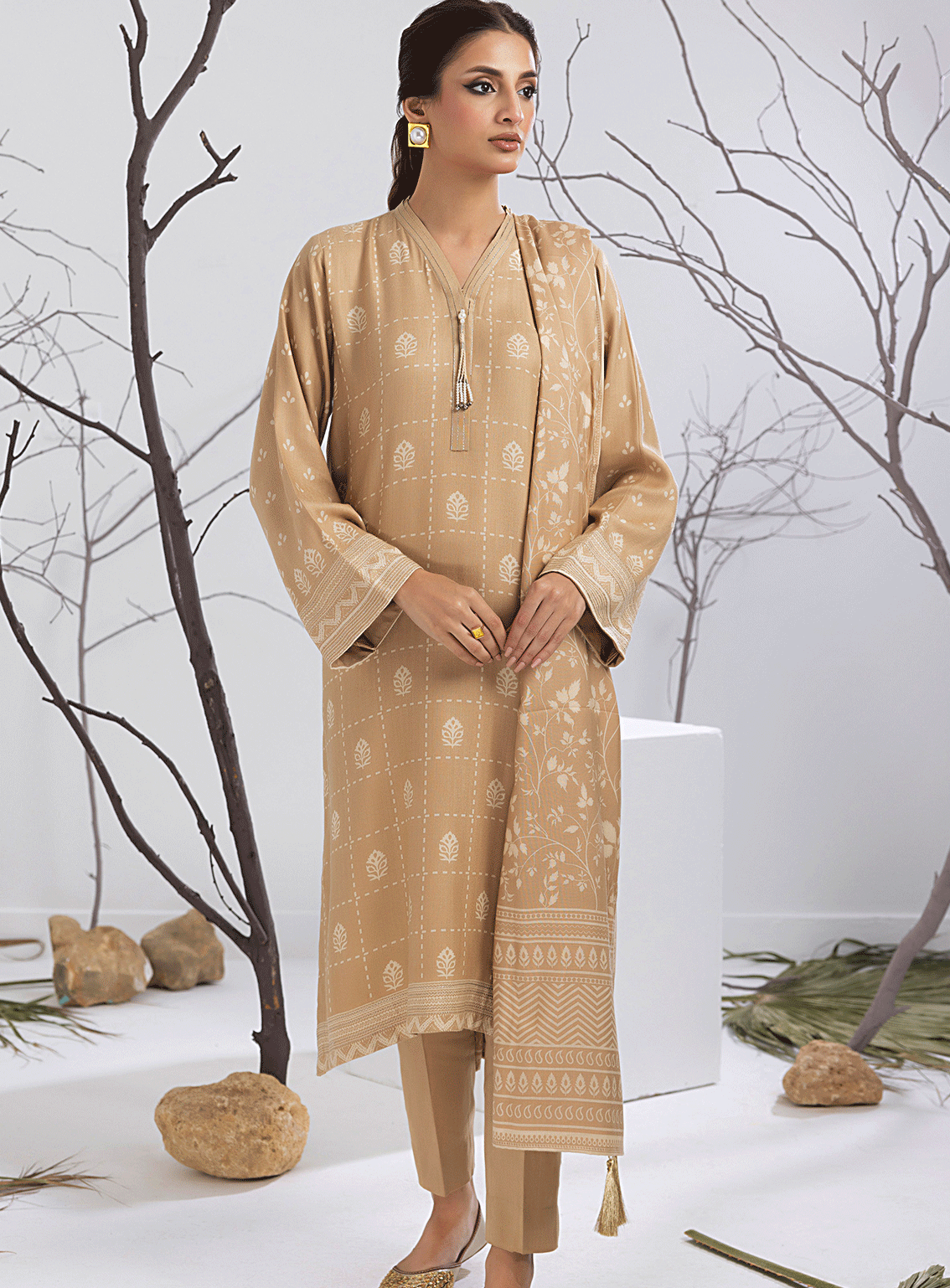 Lakhany Printed Cashmi Vool Unstitched 3 Piece Suit - LSM23CV LG-SR-0152-A
