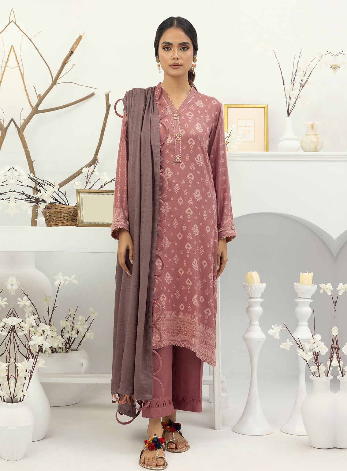 Lakhany Printed Pashmina Unstitched 3 Piece Suit - 71A