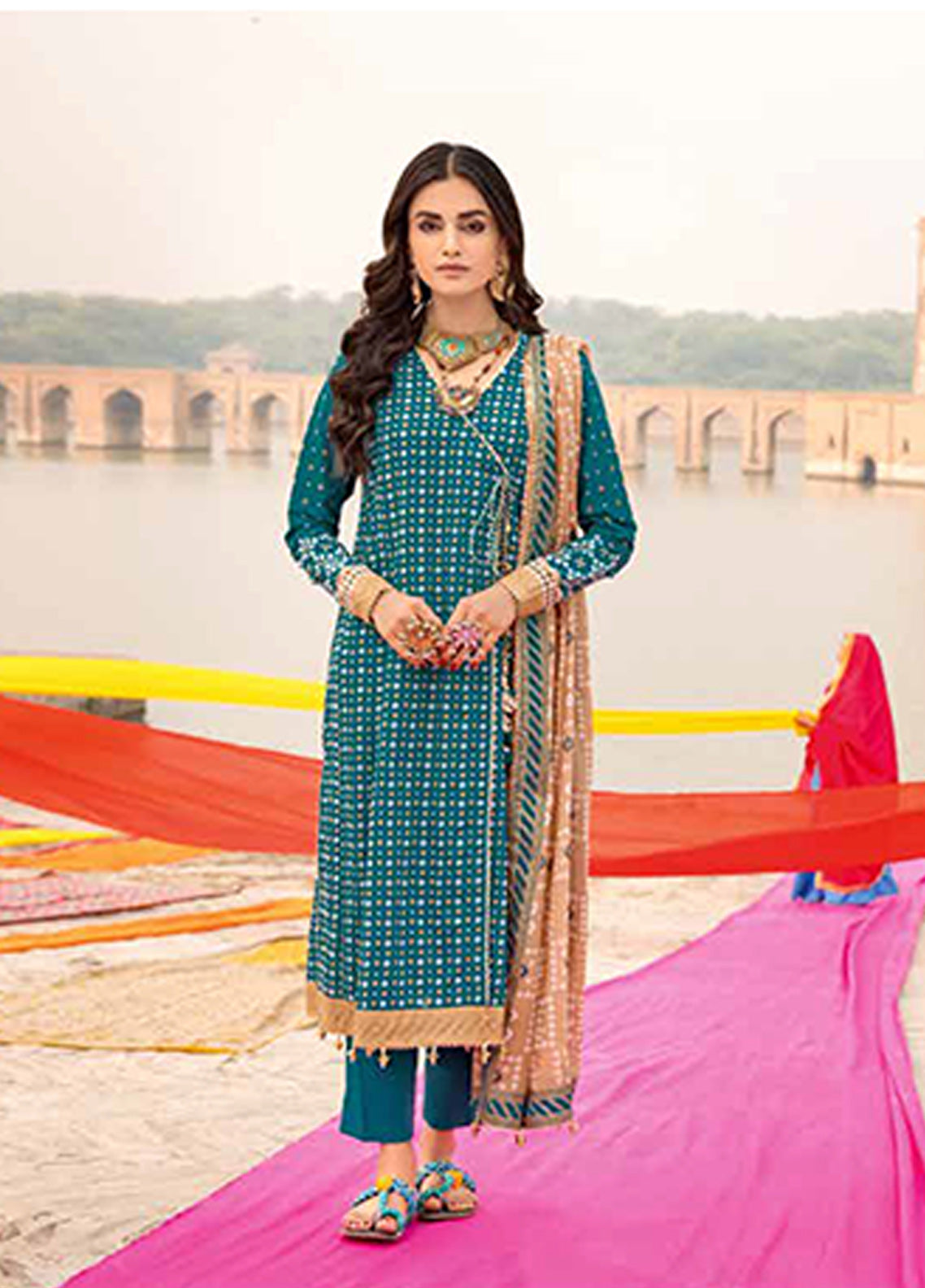 D#CL22172B GulAhmed Chunri Printed Lawn Collection 223