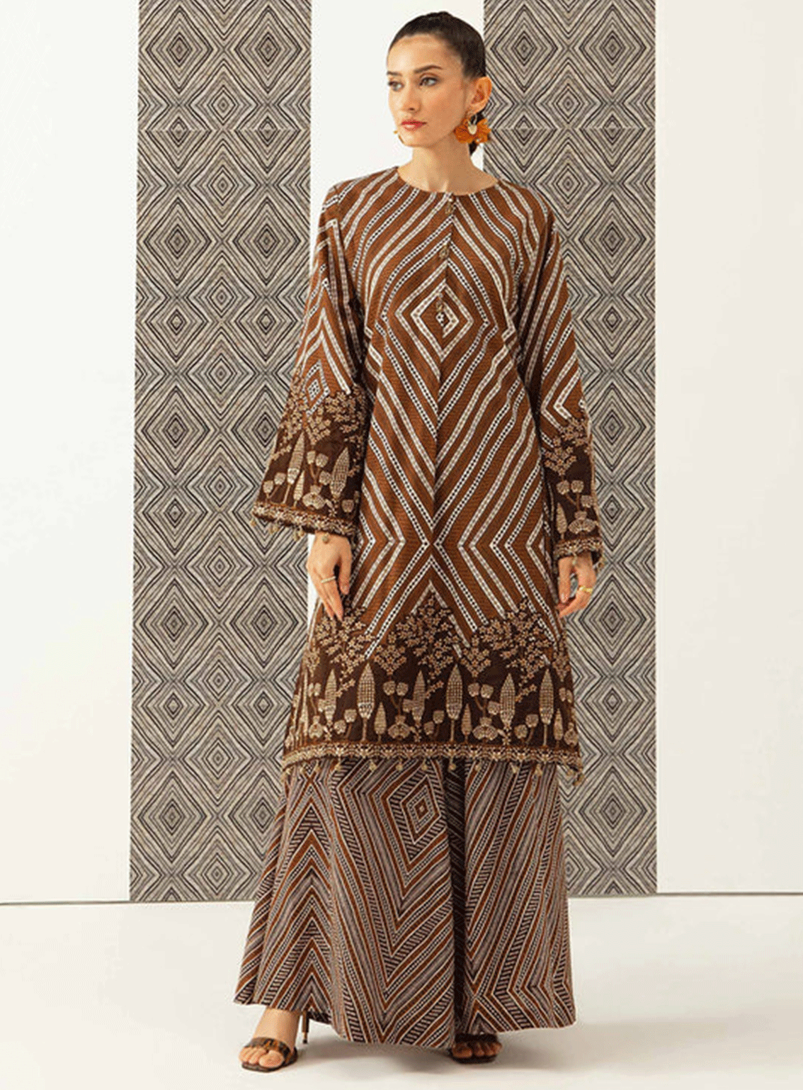 M Basics By Maria B Embroidered Khaddar Unstitched 3 Piece Suit - 8B
