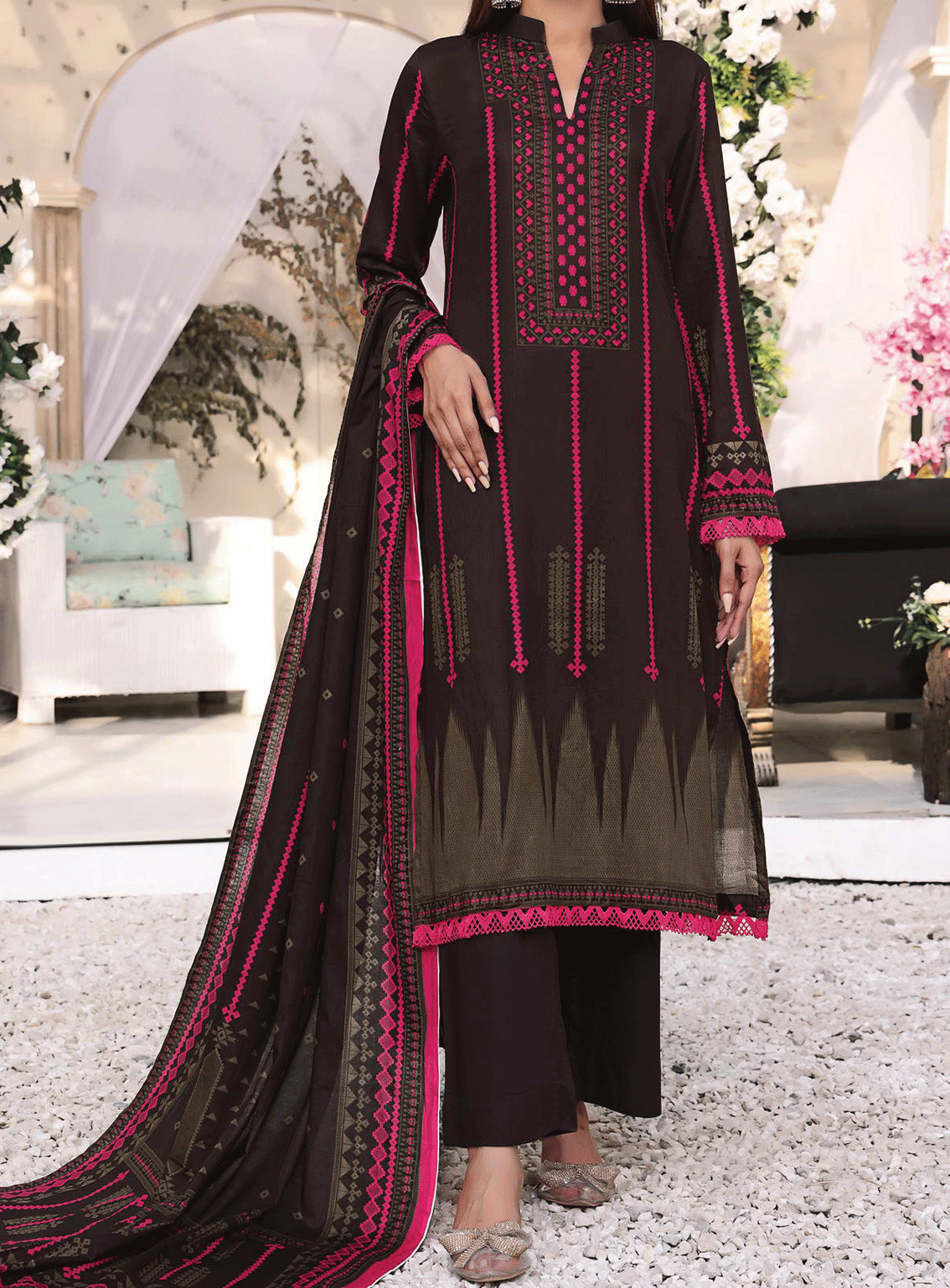 VS Textile Printed Lawn Unstitched 3 Piece Suit - VS23PL 905A
