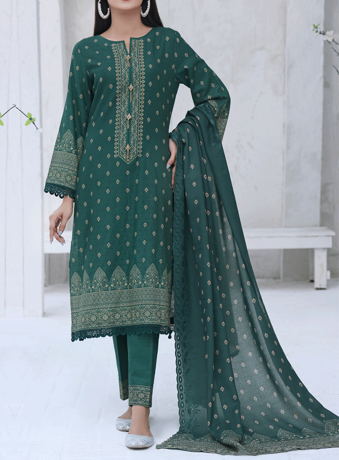 VS Textile Signature Embroidered Khaddar Unstitched 3 Piece Suit - 2592