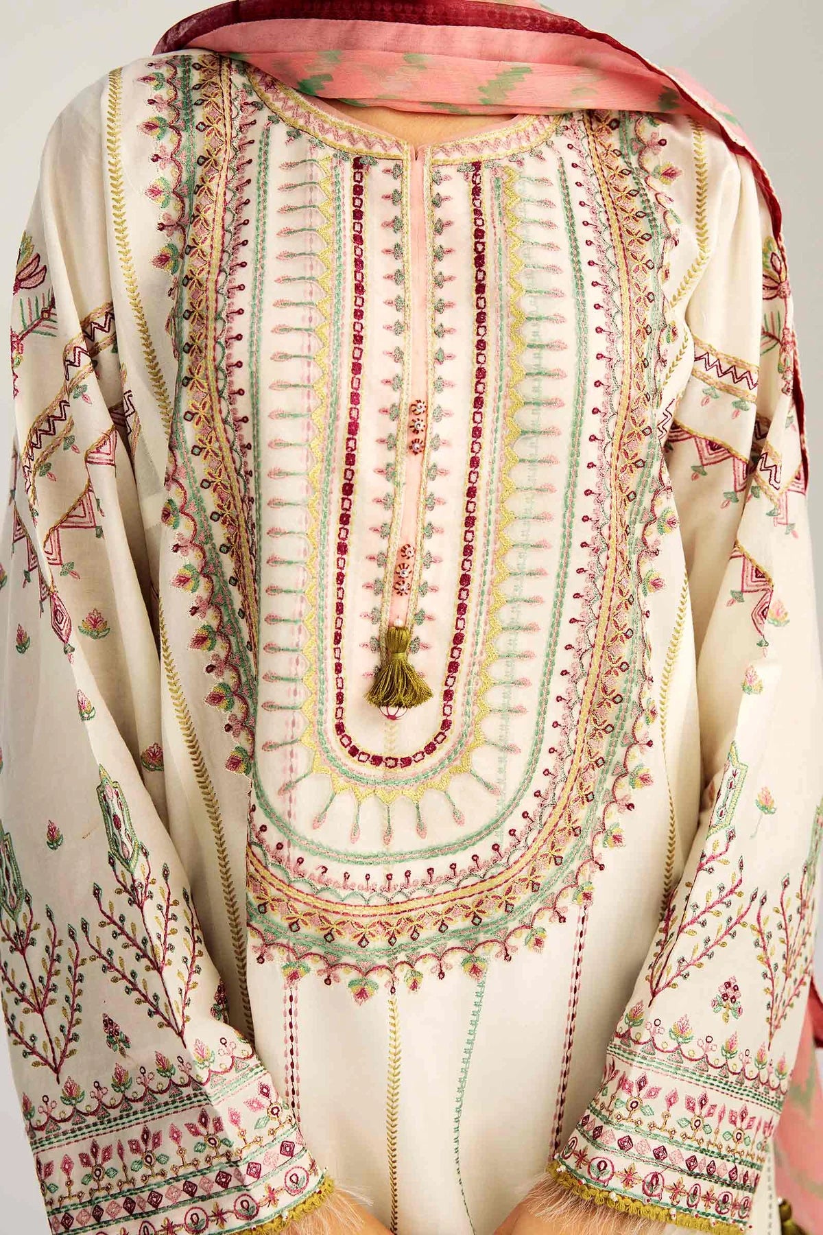 D#4B Zara Shahjahan Coco Emb Lawn Collection 223